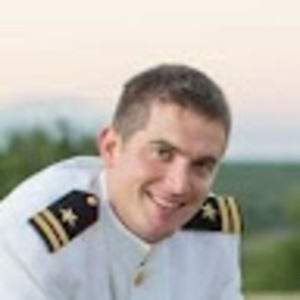 Meet your Posher, Troy